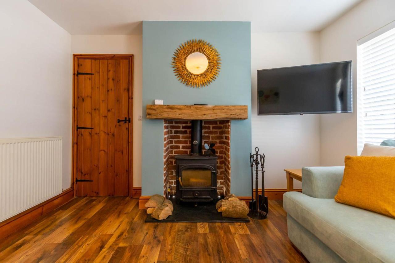 Host & Stay - Pilgrims Rest Bacton  Exterior photo
