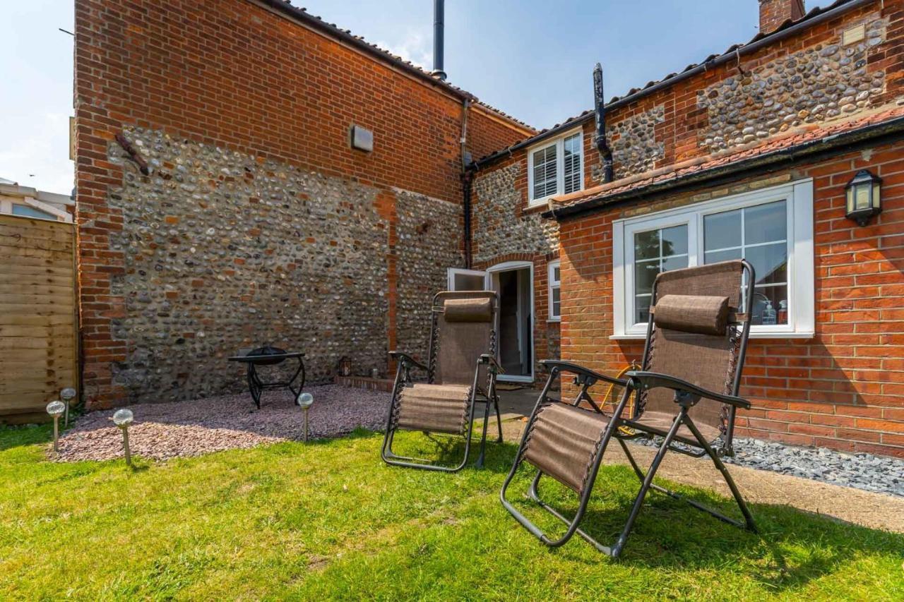 Host & Stay - Pilgrims Rest Bacton  Exterior photo