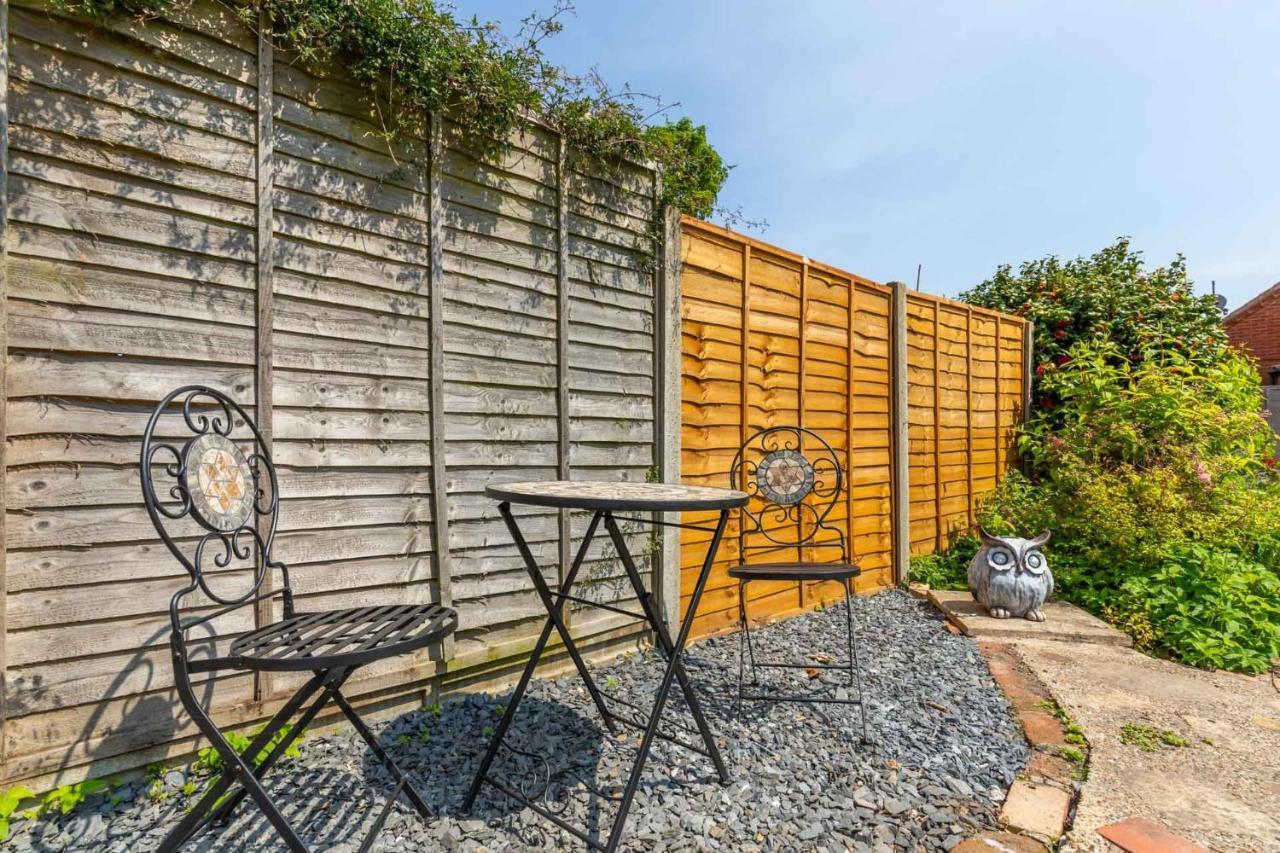 Host & Stay - Pilgrims Rest Bacton  Exterior photo
